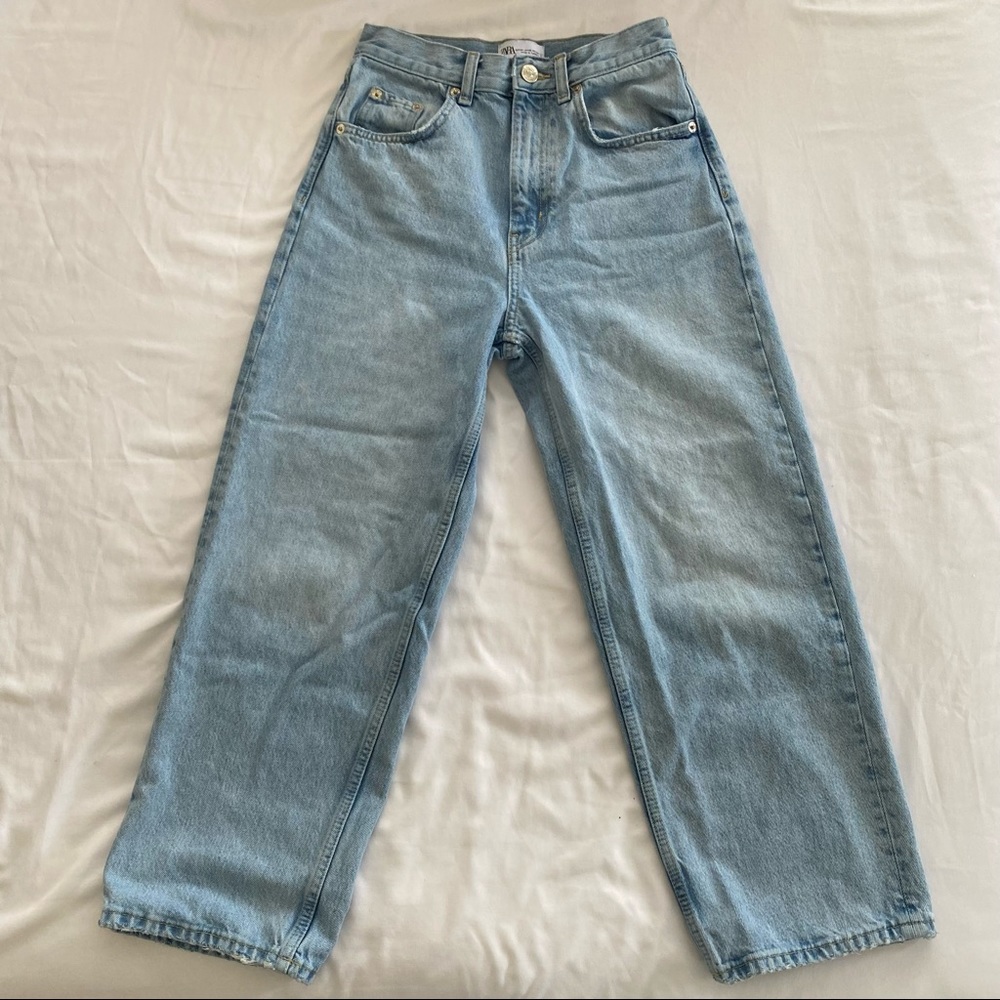 Zara high rise wide leg cropped jeans
